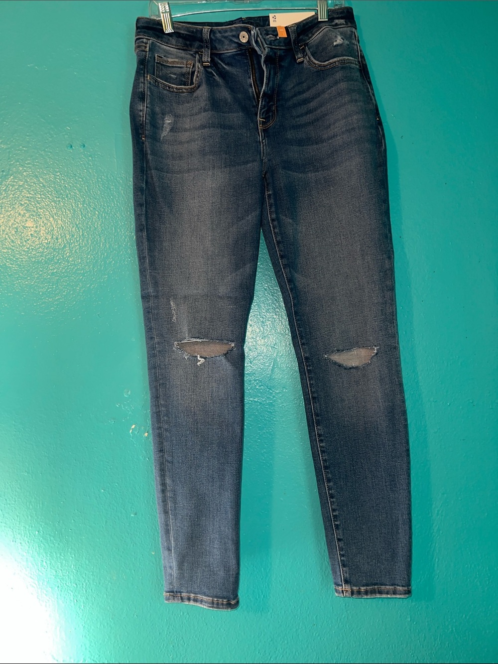 Arizona  Size 11 Women’s Distressed Dark Blue Skinny Jeans